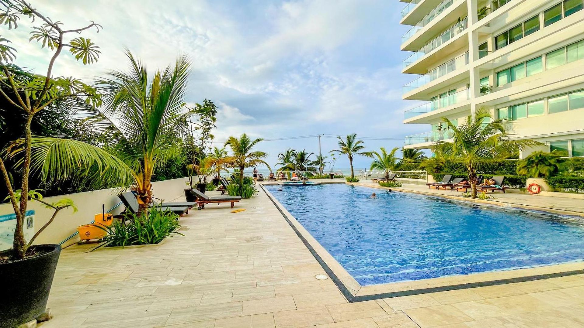 Apartamento Comodos Aptos En Morros3 Con Salida Directa A La Playa, Piscina&parking