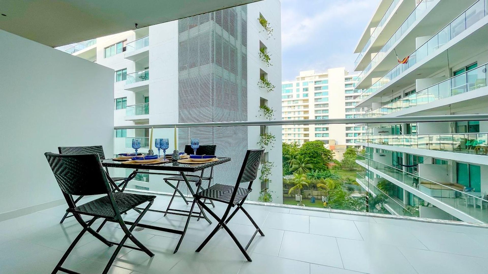 Apartamento Comodos Aptos En Morros3 Con Salida Directa A La Playa, Piscina&parking