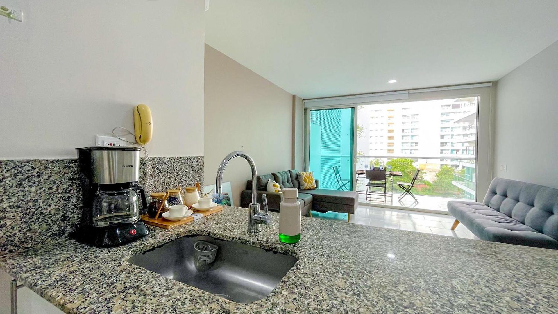 Apartamento Comodos Aptos En Morros3 Con Salida Directa A La Playa, Piscina&parking