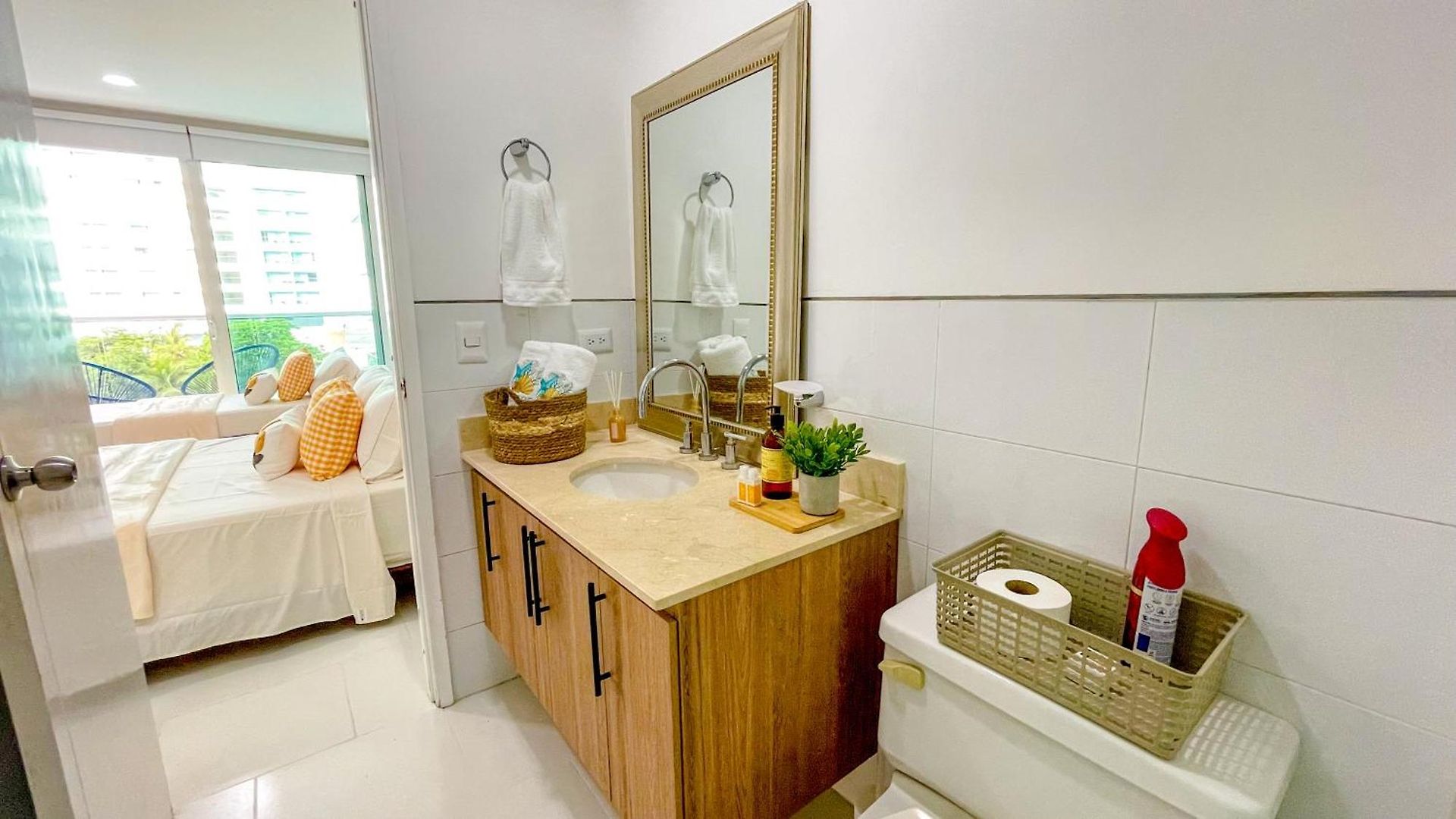 Comodos Aptos En Morros3 Con Salida Directa A La Playa, Piscina&parking * Cartagena