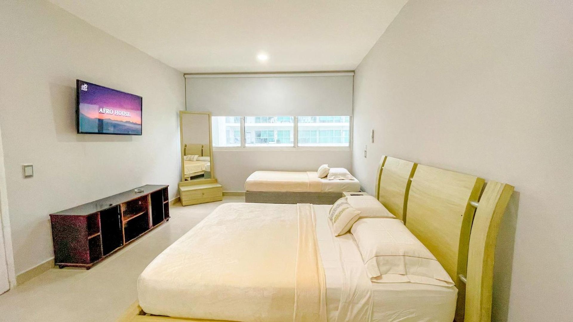 Apartamento Comodos Aptos En Morros3 Con Salida Directa A La Playa, Piscina&parking