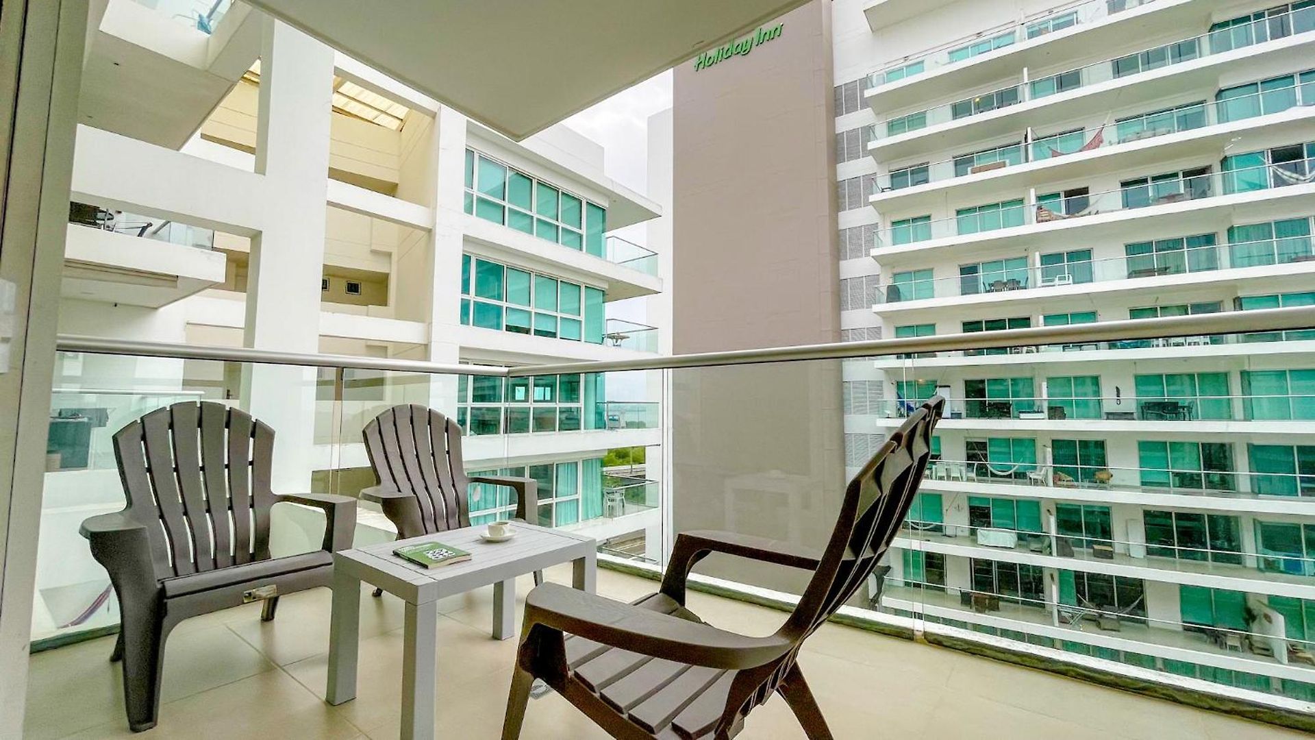 Apartamento Comodos Aptos En Morros3 Con Salida Directa A La Playa, Piscina&parking *