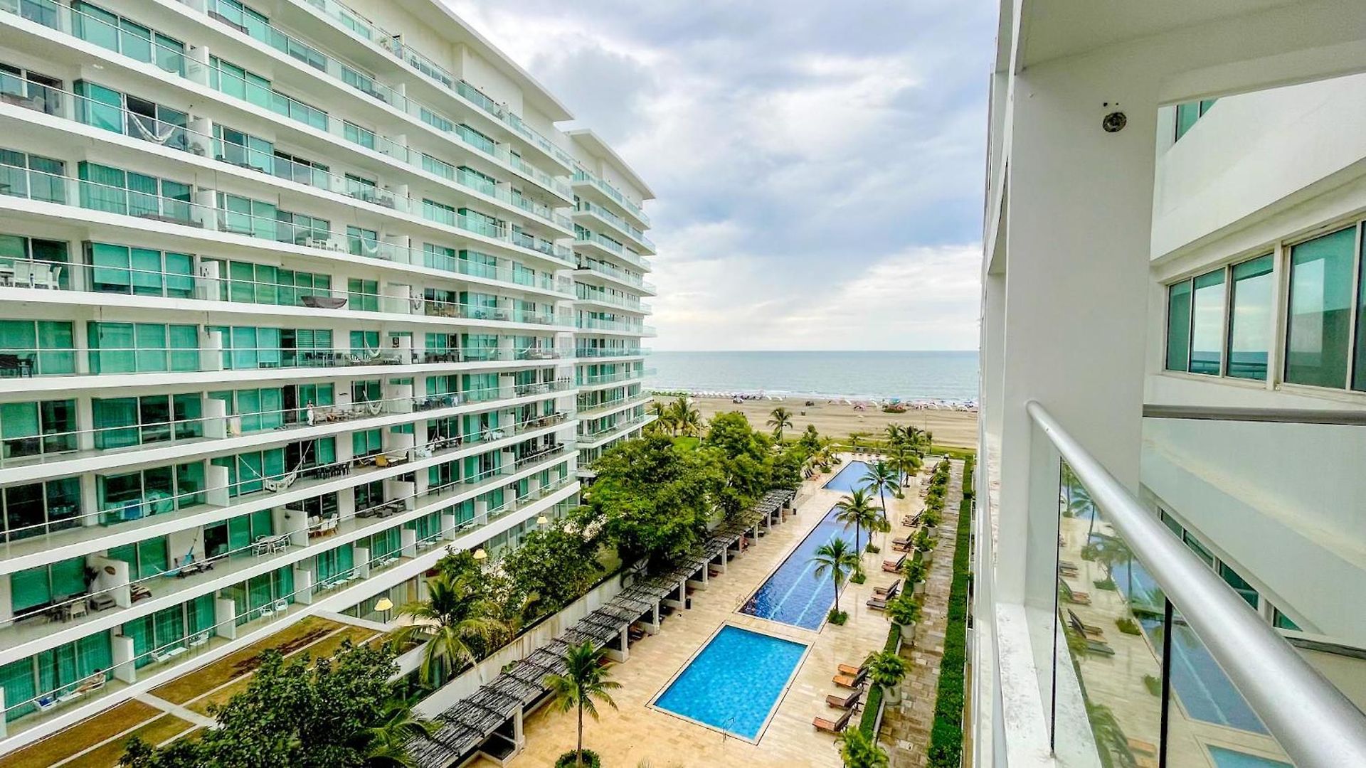Apartamento Comodos Aptos En Morros3 Con Salida Directa A La Playa, Piscina&parking *