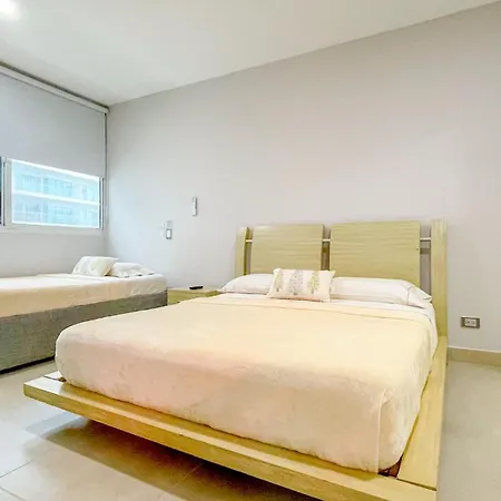 Comodos Aptos En Morros3 Con Salida Directa A La Playa, Piscina&parking Apartamento