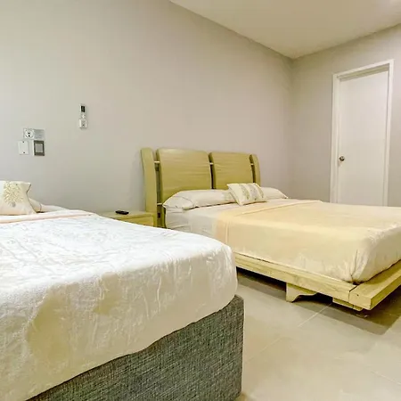 Comodos Aptos En Morros3 Con Salida Directa A La Playa, Piscina & Parking * Cartagena