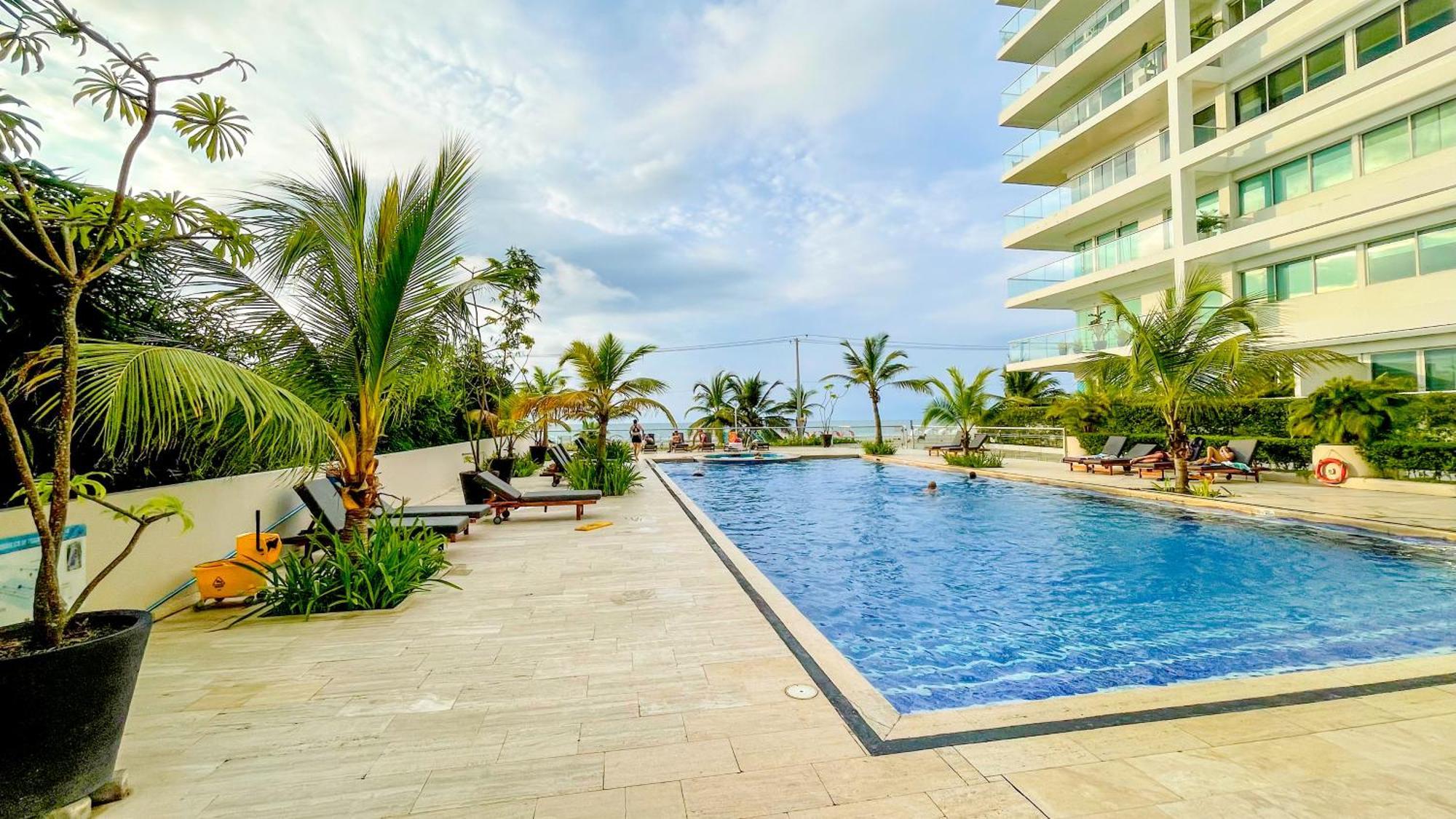 Apartamento Comodos Aptos En Morros3 Con Salida Directa A La Playa, Piscina&parking